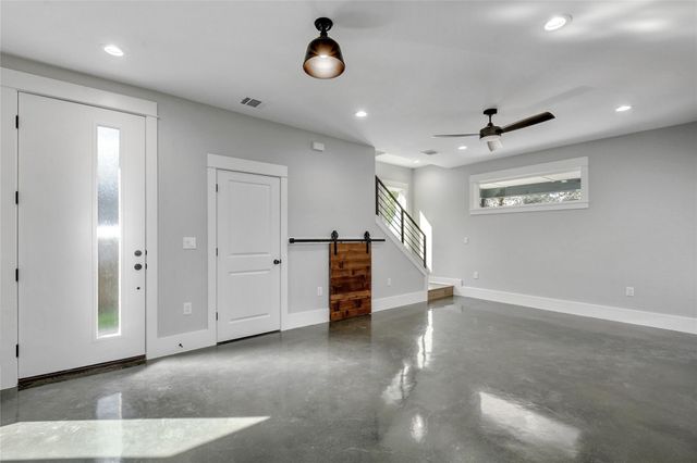 1903 Pennsylvania Ave 2, Austin, TX 78702