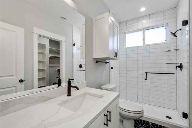 1903 Pennsylvania Ave 2, Austin, TX 78702