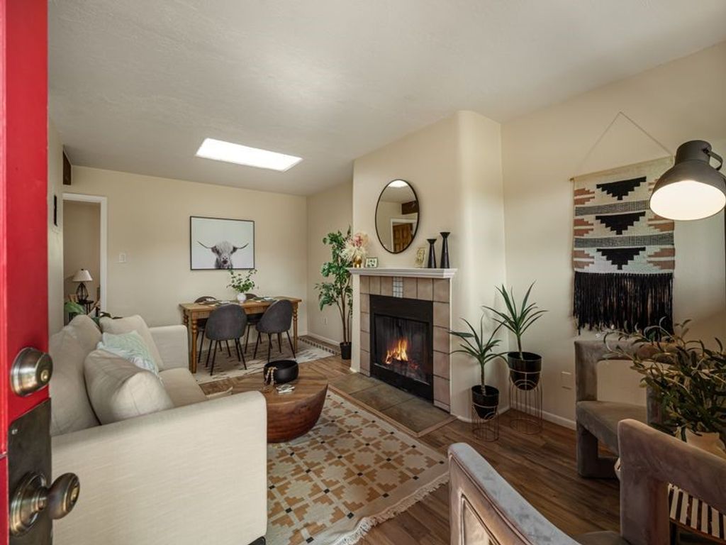 215 Alto D, Santa Fe, NM 87501