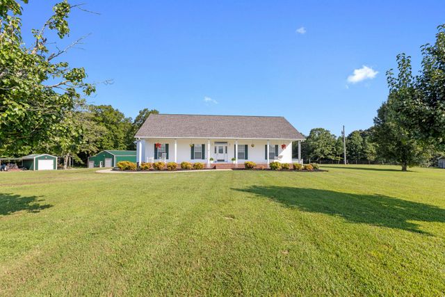 1100 Old Blacktop Rd, Mc Ewen, TN 37101