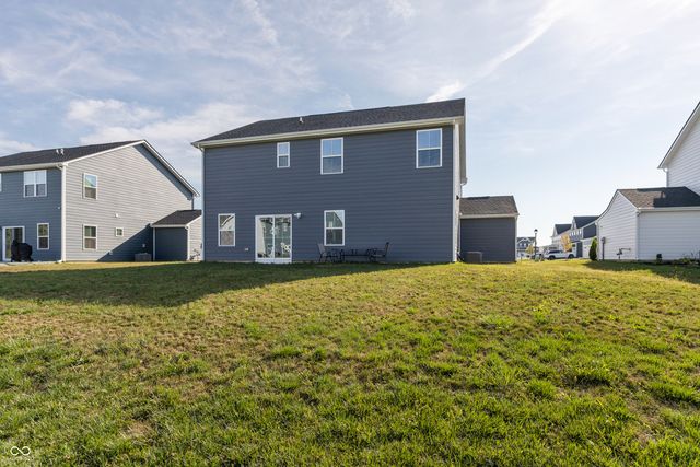 250 McNair Road, Whiteland, IN 46184