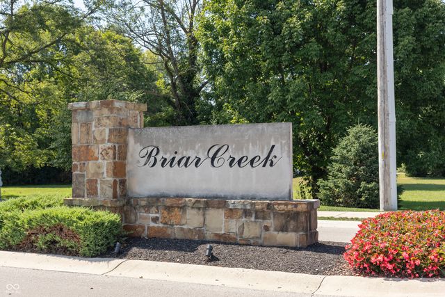 250 McNair Road, Whiteland, IN 46184