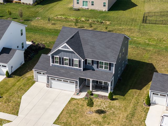 250 McNair Road, Whiteland, IN 46184