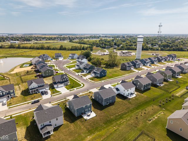 250 McNair Road, Whiteland, IN 46184