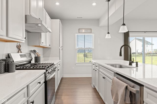 250 McNair Road, Whiteland, IN 46184