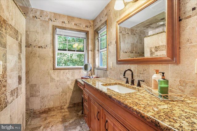 47 COTTONWOOD DR, Jackson, NJ 08527