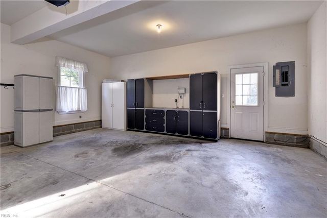 9120 Three Bushel DR, Toano, VA 23168