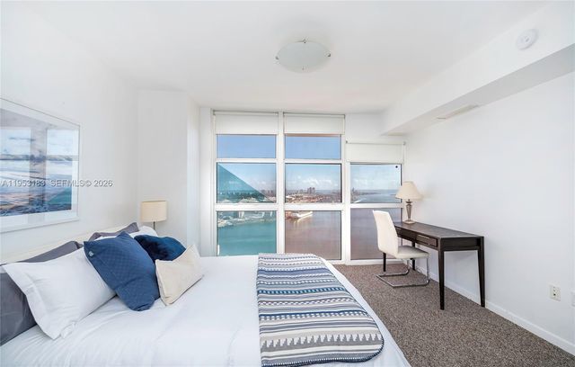 50 Biscayne Blvd 4104, Miami, FL 33132