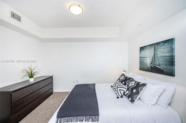 50 Biscayne Blvd 4104, Miami, FL 33132