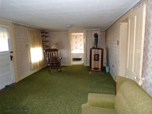 445 Main Street, Radersburg, MT 59641