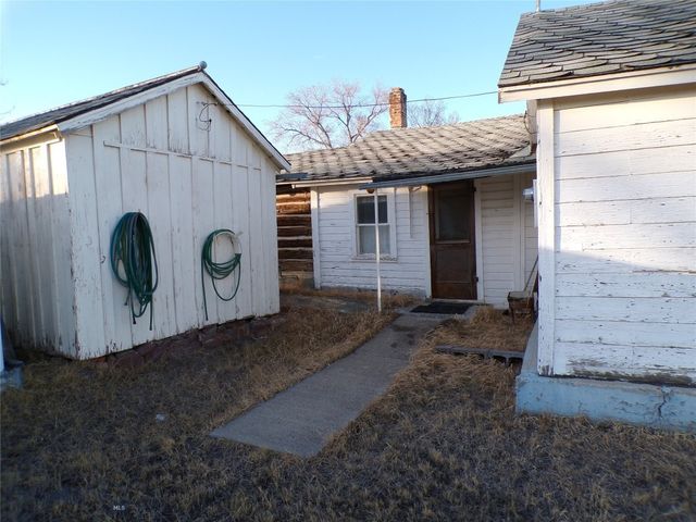 445 Main Street, Radersburg, MT 59641