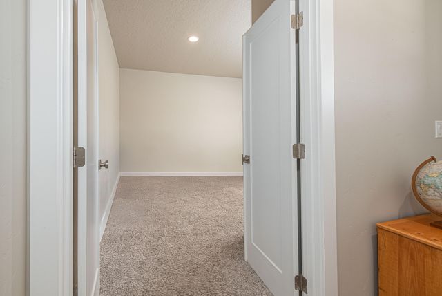 16662 Cabin Lake Lane, La Pine, OR 97739