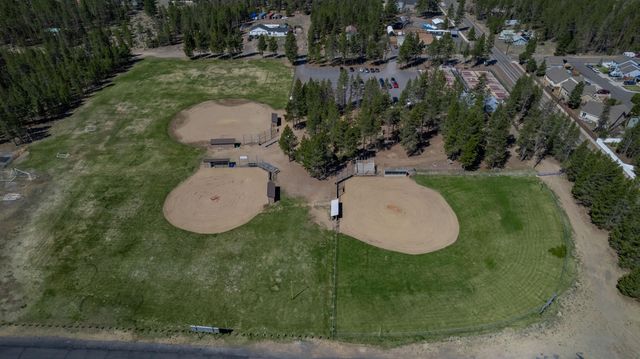 16662 Cabin Lake Lane, La Pine, OR 97739