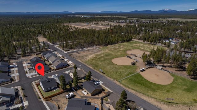 16662 Cabin Lake Lane, La Pine, OR 97739