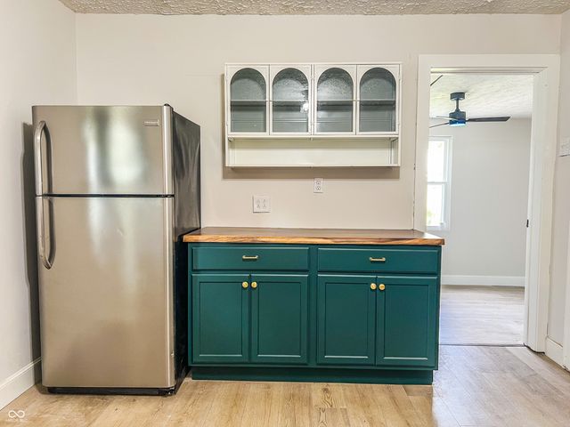 946 N Somerset Avenue, Indianapolis, IN 46222