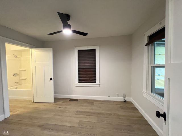 946 N Somerset Avenue, Indianapolis, IN 46222