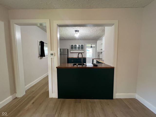 946 N Somerset Avenue, Indianapolis, IN 46222