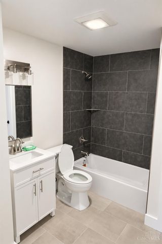 2532 St Rt 28, Goshen Twp, OH 45162