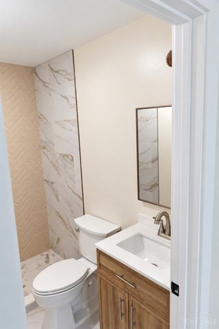 2532 St Rt 28, Goshen Twp, OH 45162