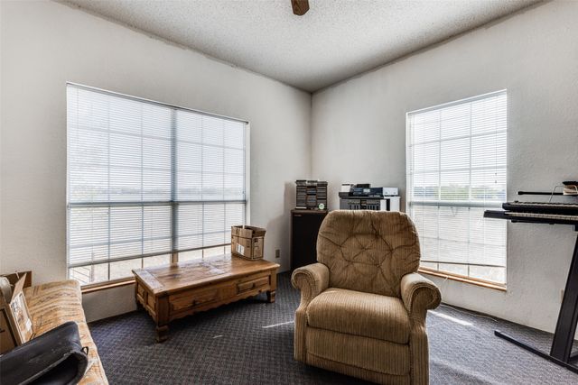 18025 County Road 4052, Kemp, TX 75143