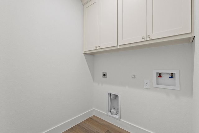 516 Florence, Denison, TX 75020