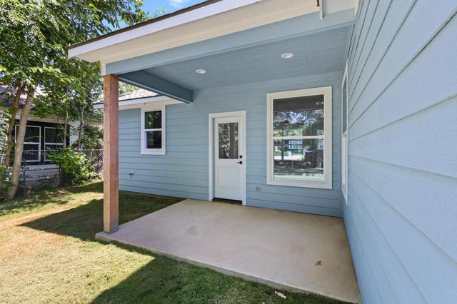 516 Florence, Denison, TX 75020