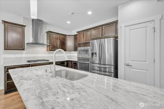 224 157th Place SW, Lynnwood, WA 98087