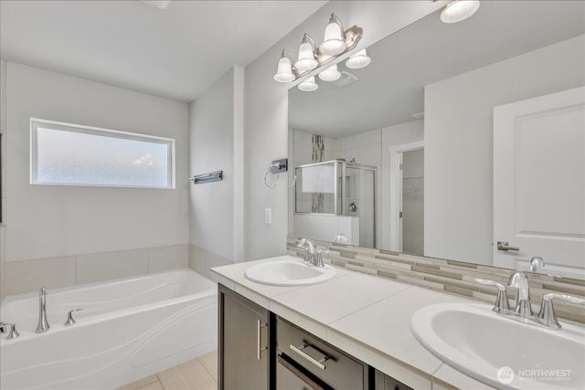 224 157th Place SW, Lynnwood, WA 98087