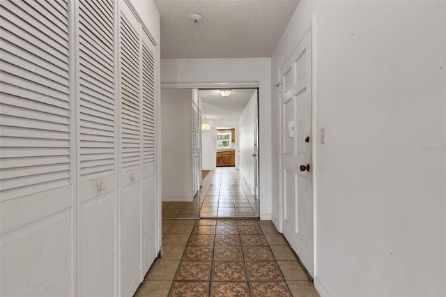 114 FERNWOOD CIRCLE 114, Seminole, FL 33777