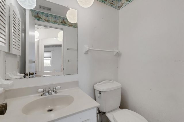 114 FERNWOOD CIRCLE 114, Seminole, FL 33777
