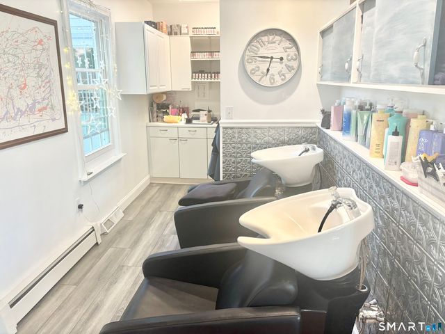 604 Middle Turnpike East, Manchester, CT 06040