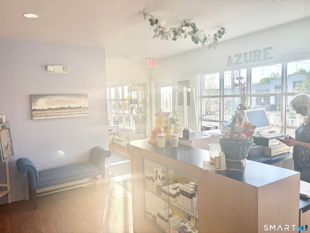 604 Middle Turnpike East, Manchester, CT 06040