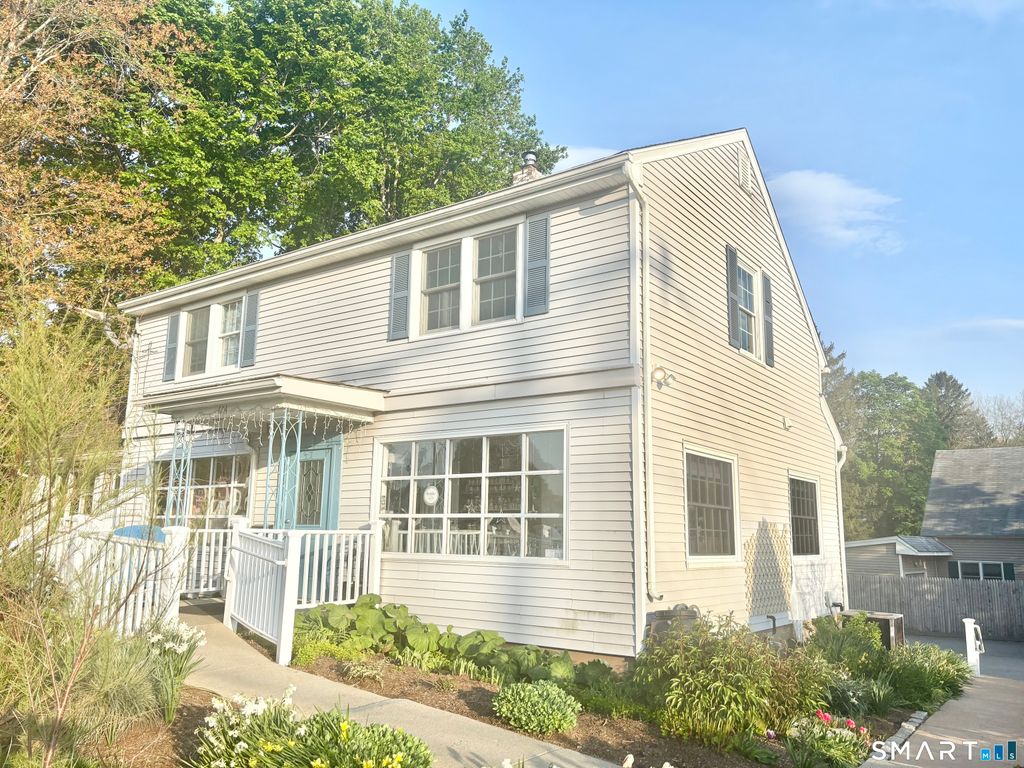 604 Middle Turnpike East, Manchester, CT 06040