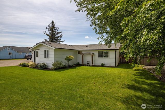 8679 Depot Road, Lynden, WA 98264