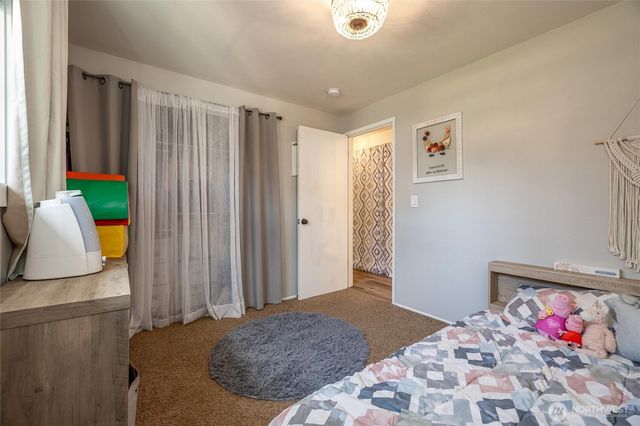 8679 Depot Road, Lynden, WA 98264