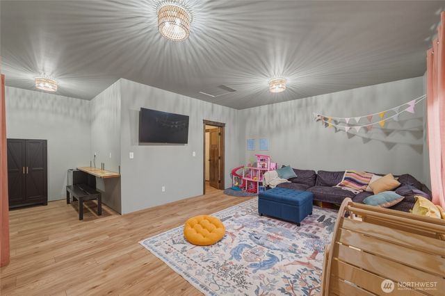 8679 Depot Road, Lynden, WA 98264