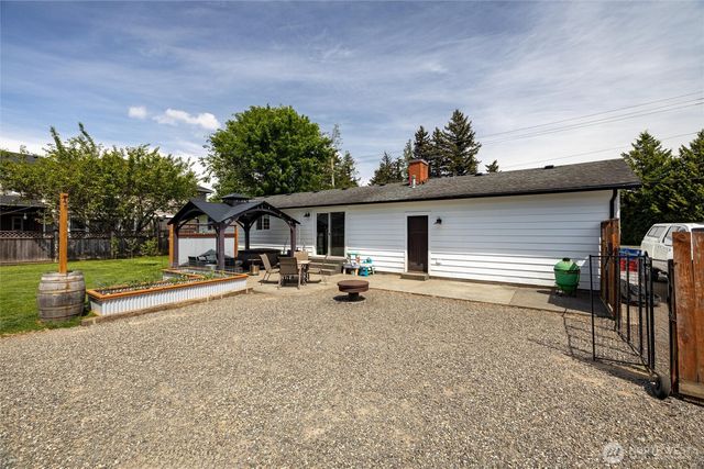 8679 Depot Road, Lynden, WA 98264