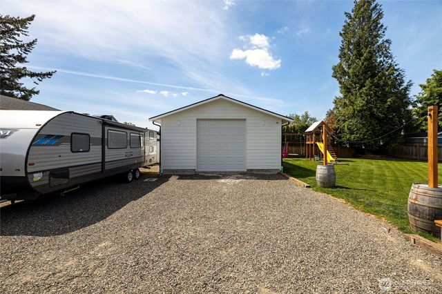 8679 Depot Road, Lynden, WA 98264