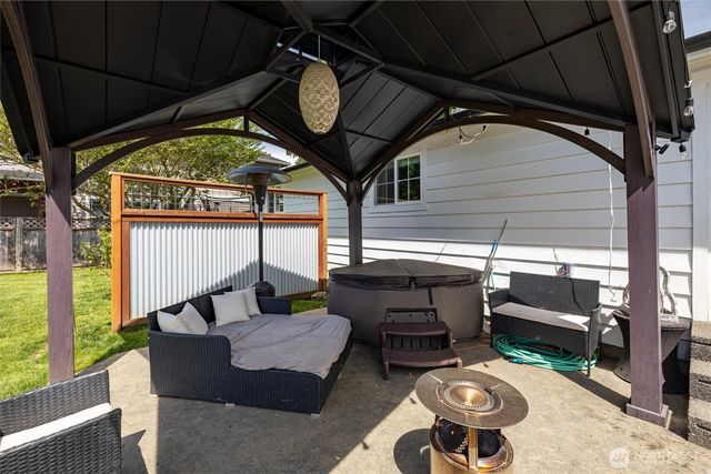 8679 Depot Road, Lynden, WA 98264