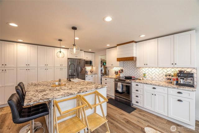 8679 Depot Road, Lynden, WA 98264