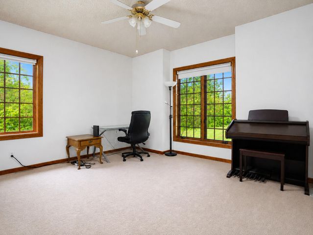 643 N 50 W, Valparaiso, IN 46385