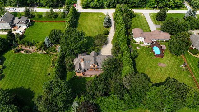 643 N 50 W, Valparaiso, IN 46385