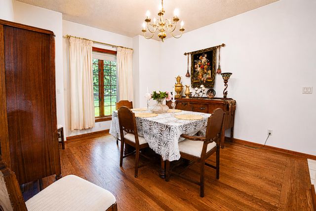 643 N 50 W, Valparaiso, IN 46385