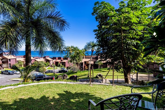 51-636 Kamehameha Highway 115, Kaaawa, HI 96730