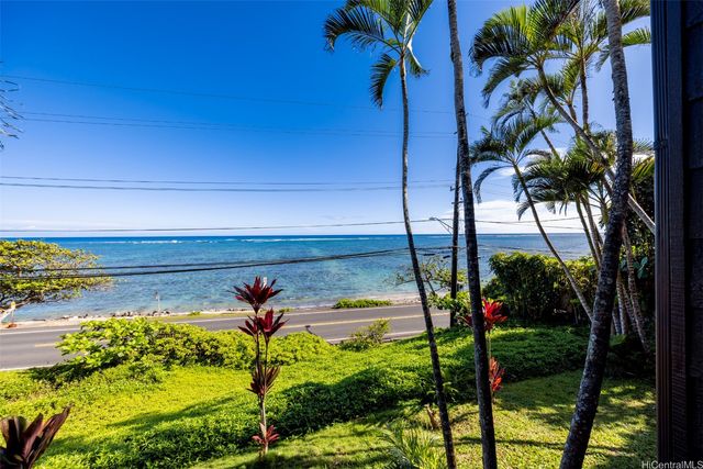 51-636 Kamehameha Highway 115, Kaaawa, HI 96730