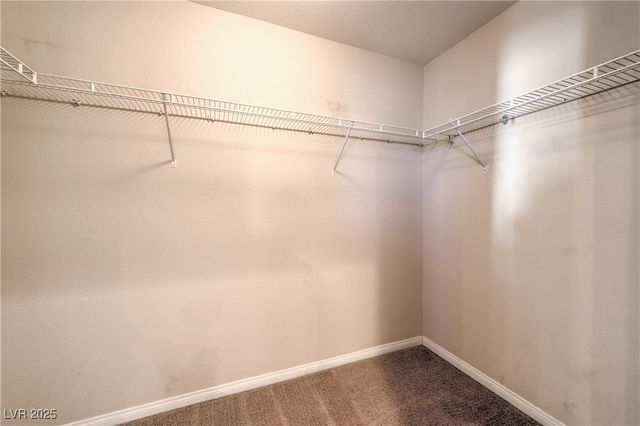 933 Wagner Valley Street, Henderson, NV 89052