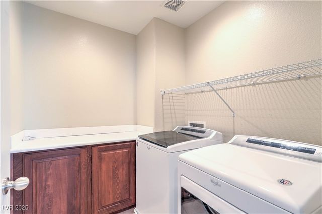 933 Wagner Valley Street, Henderson, NV 89052