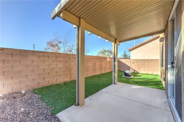 933 Wagner Valley Street, Henderson, NV 89052