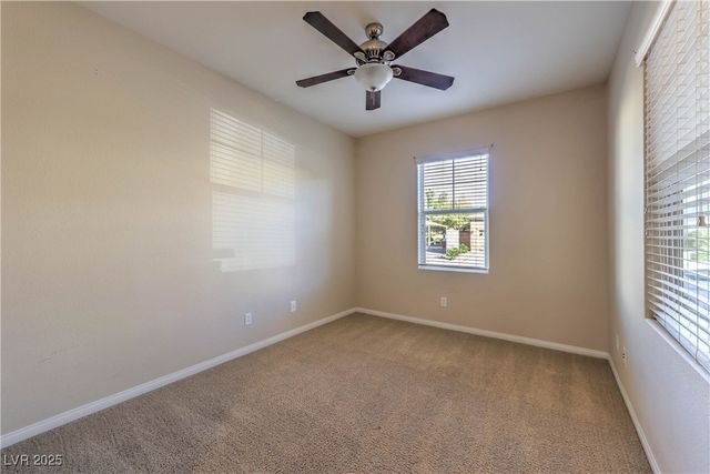 933 Wagner Valley Street, Henderson, NV 89052