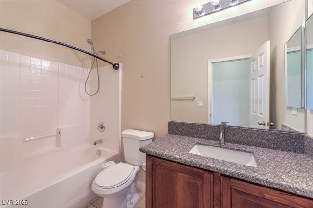 933 Wagner Valley Street, Henderson, NV 89052